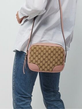 Gucci Bree Beige GG Canvas Crossbody with Pink Leather Trim